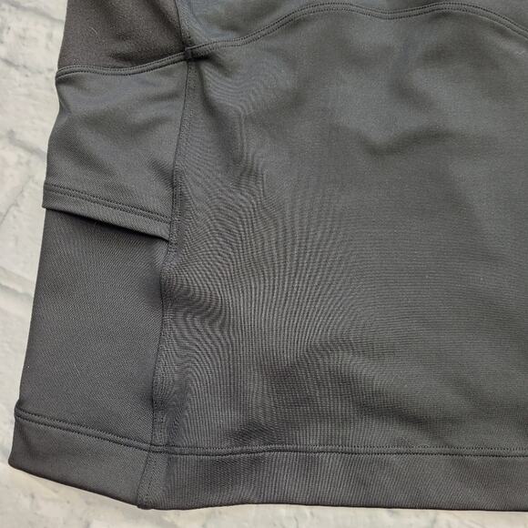 GAP Body Pocket Black Workout Tank size S/P - Picture 6 of 9